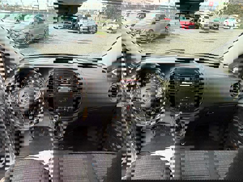 Image Mercedes-Benz VITO 114 2.2D 136 BlueTEC Tourer PRO Long 9 places GPS Attelage Bluetooth Régul Clim  Gtie 1 an 